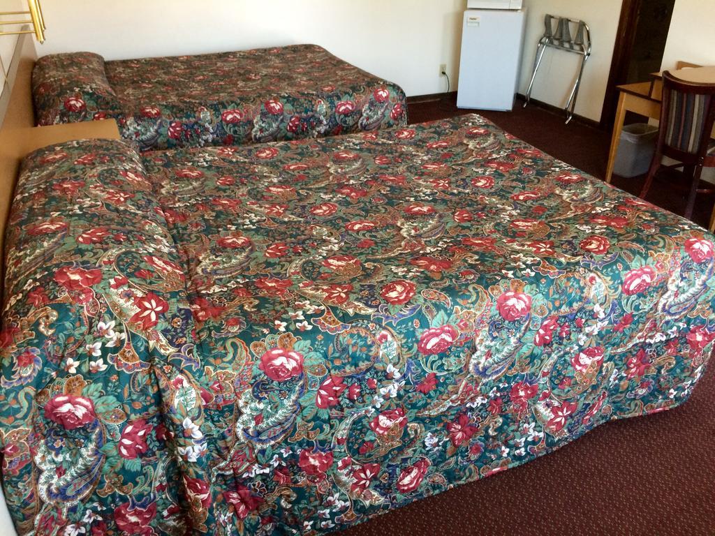 Greenway Motel Редмонд Экстерьер фото